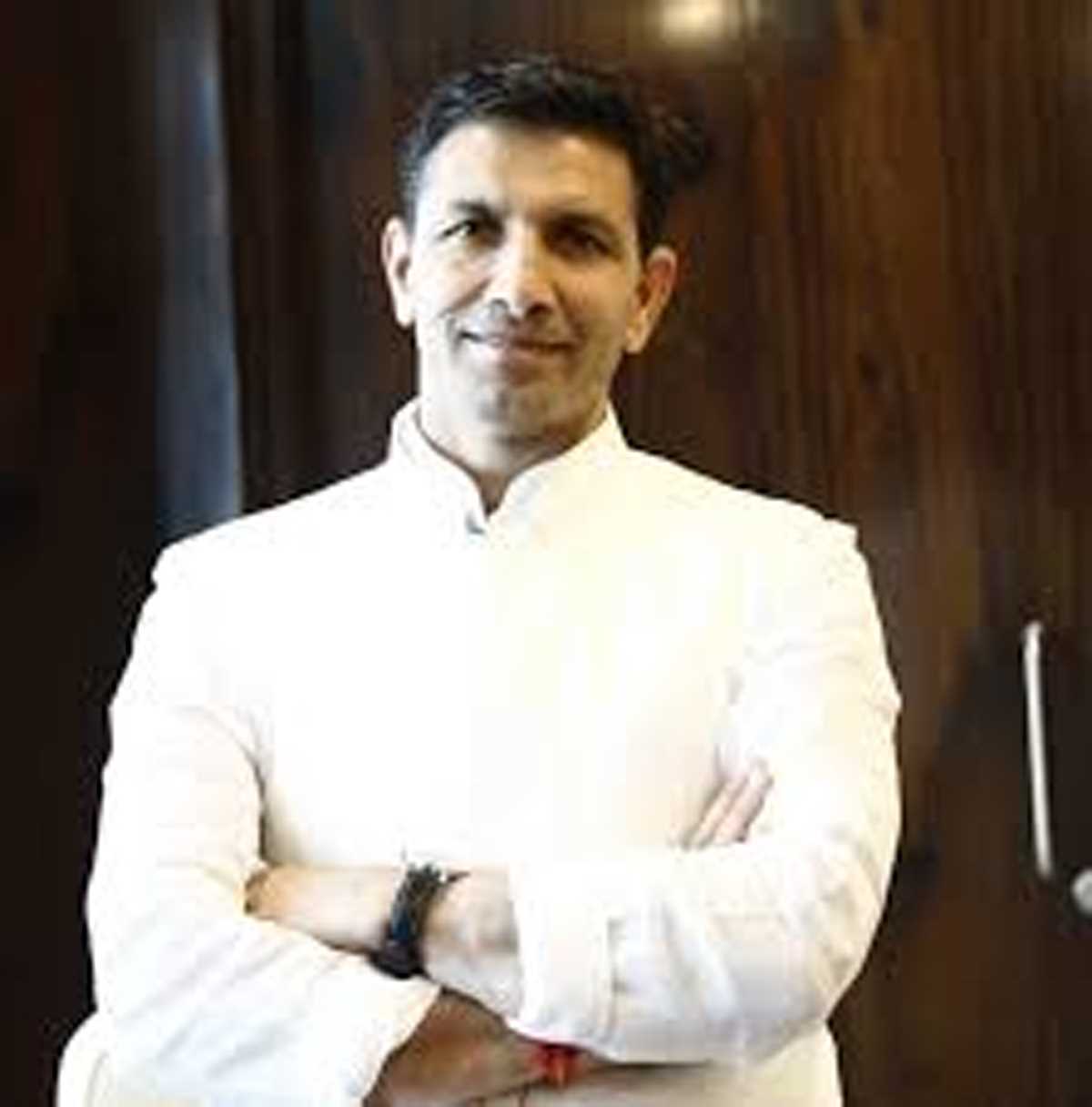 जीतू पटवारी दिल्ली पहुंचे, राहुल गांधी व दिग्विजय से मिले